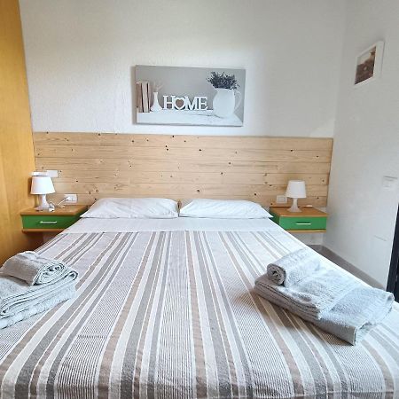 Venusilia Apartment - Free Parking Aci Castello Extérieur photo